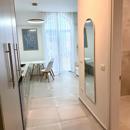 Boo Santorini Albania Dhërmi